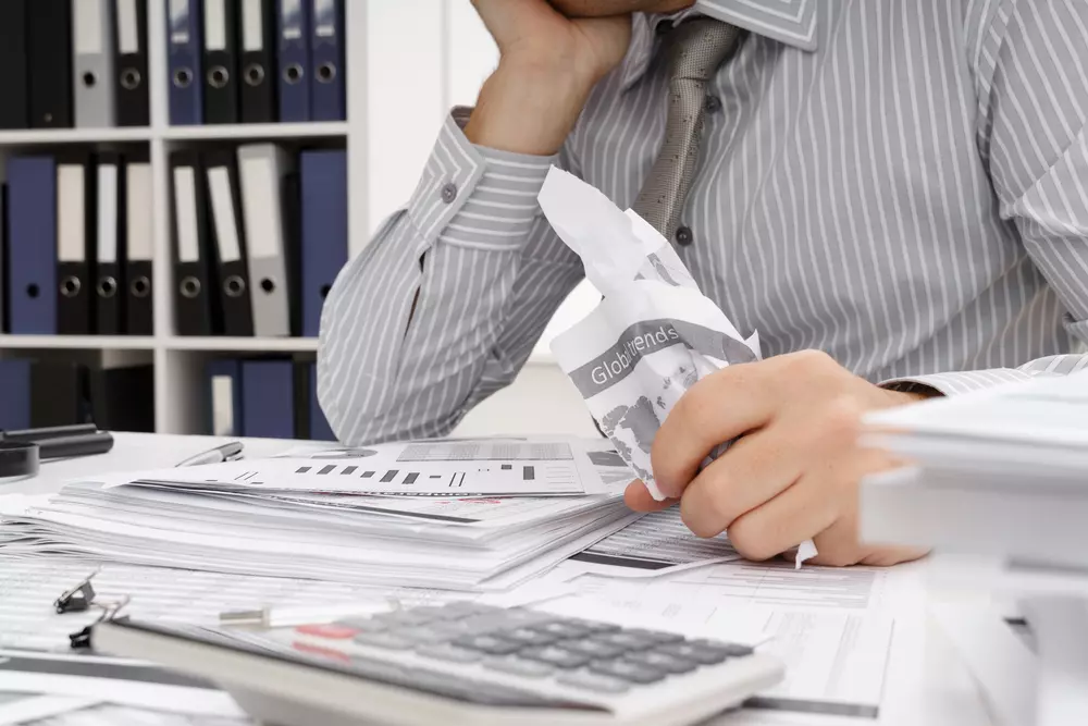 COMMEET-Stress finance